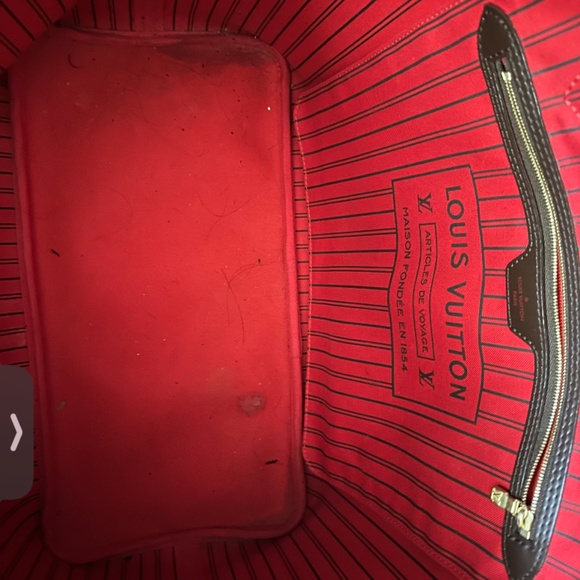 Louis Vuitton bag - Picture 2 of 3